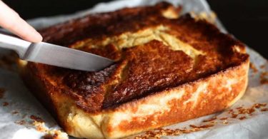 Gâteau au lait et à la semoule ultra moelleux parfumé à la vanille et au citron