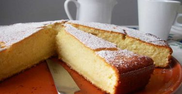 Gâteau au noix de coco râpé et Chocolat blanc et Ricotta