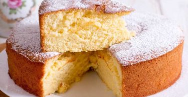 Gâteau moelleux au fromage blanc facile