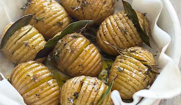 Pommes de terre rôties à la suédoise Hasselback potatoes