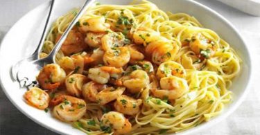 Spaghetti aux crevettes au citron et ail