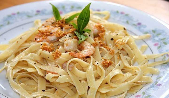 Tagliatelles aux crevettes. Une recette super simple