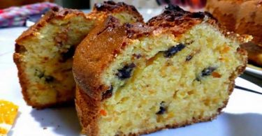 Cake à l’orange et raisins Secs